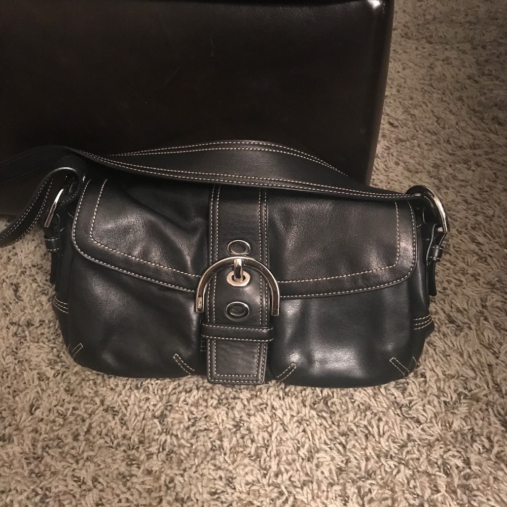 Coach black shoulder handbag